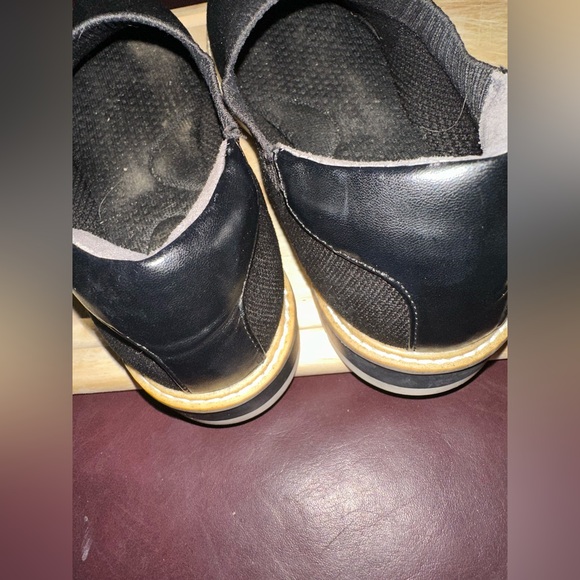 “Me Too”Classic Black Women's Slip-On Loafers - Picture 3 of 9